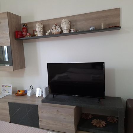 "Maretna" Apartment มาสคาลิ ภายนอก รูปภาพ